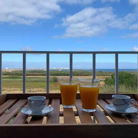 Sea Breeze Villa, Baleal Beach Apartment Ferrel (Leiria)