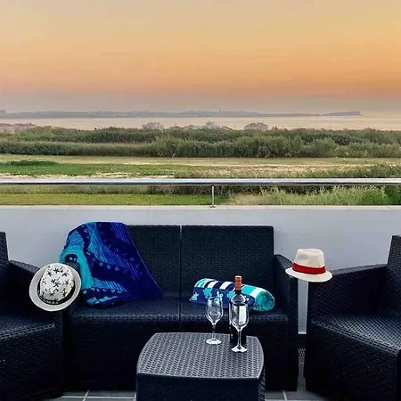 Sea Breeze Villa, Baleal Beach Ferrel (Leiria)