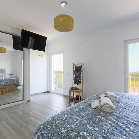 Sea Breeze Villa, Baleal Beach Apartment Ferrel (Leiria)
