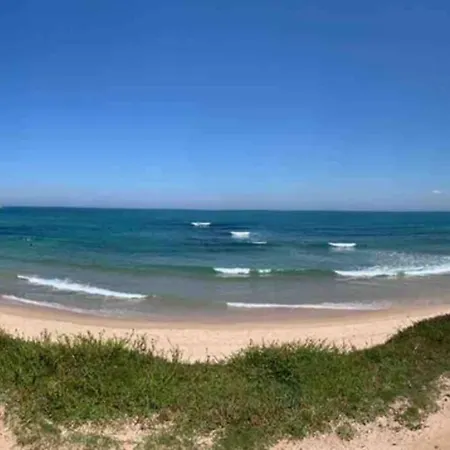 Sea Breeze Villa, Baleal Beach Apartment *